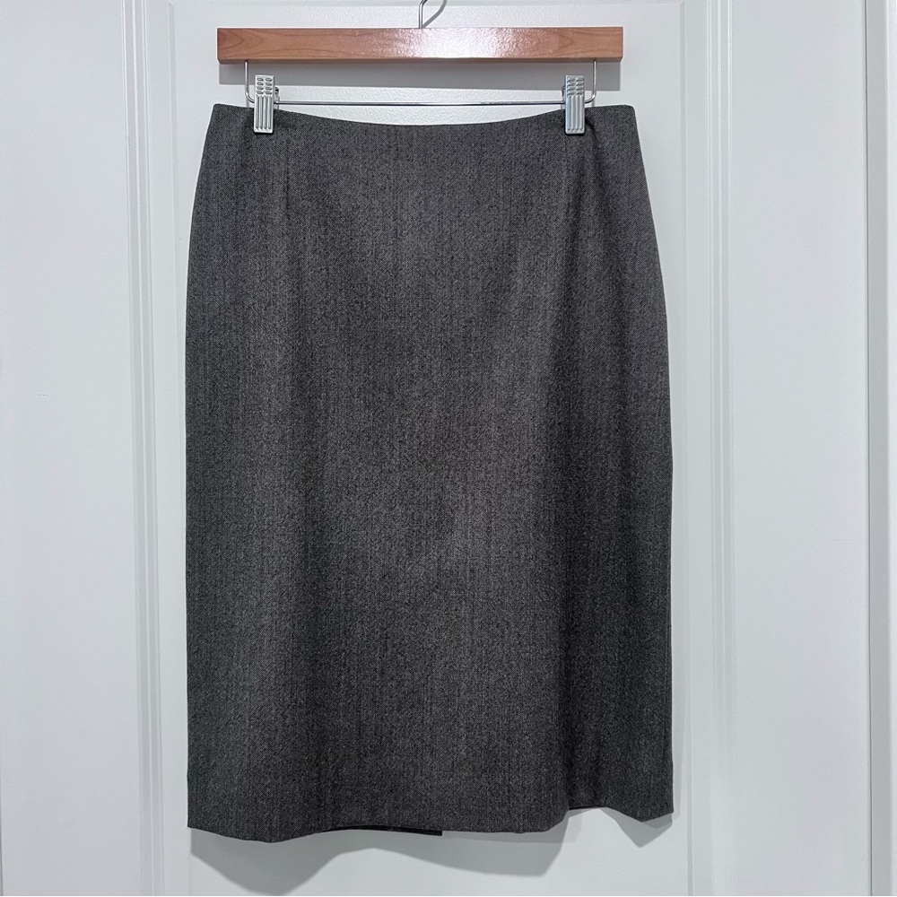 Carolina Herrera Beige/Brown 100% Wool Pencil Skirt Sz. 8 Made in Italy Lined